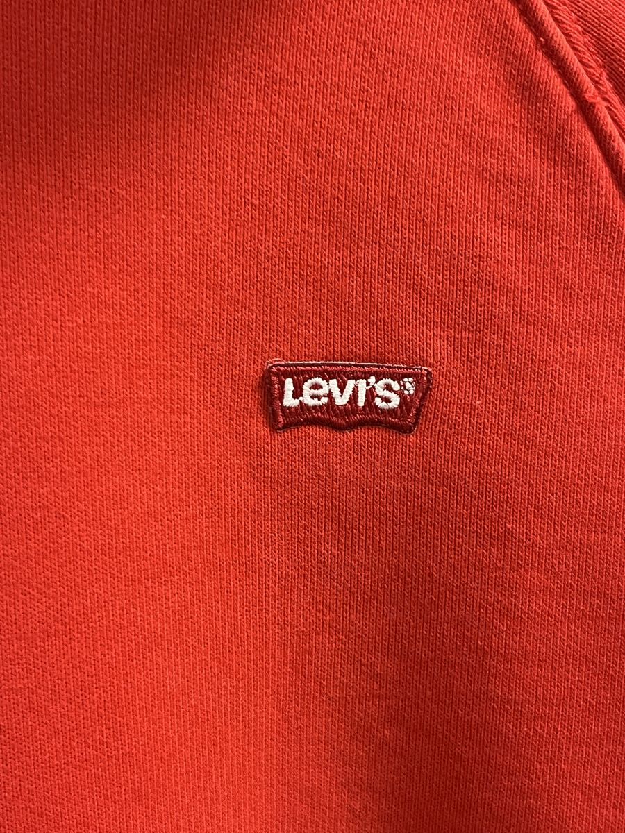 Levi's Maglioni & Felpe: Levi's Kapuzenpullover rot Grösse XS – Usato da Frauenfeld venduto da heyLani 1