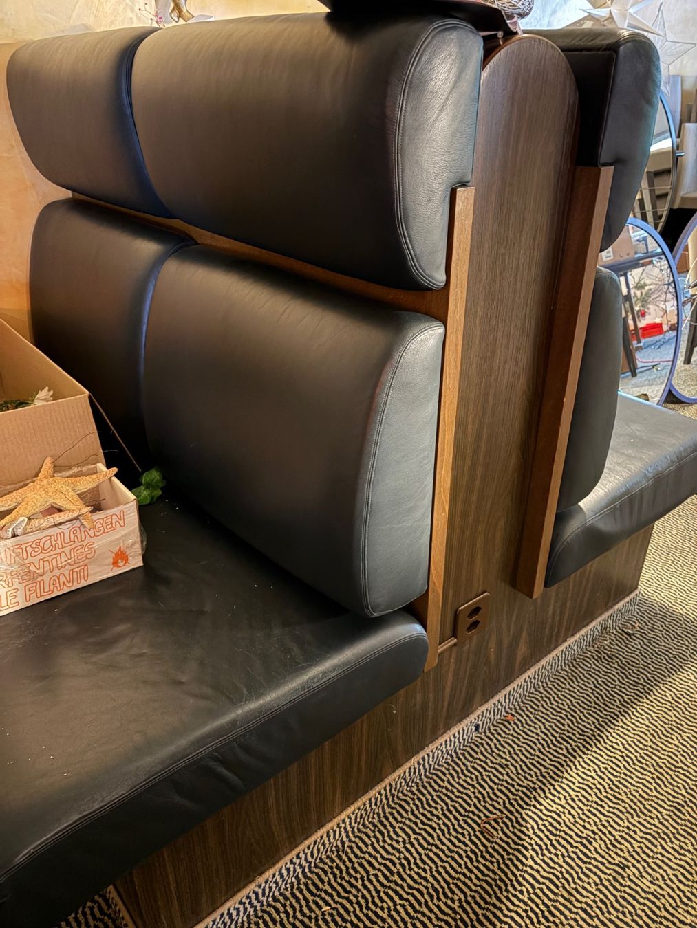 Panchine: Sitzbank Leder – Usato da Rothrist venduto da Pamosliq