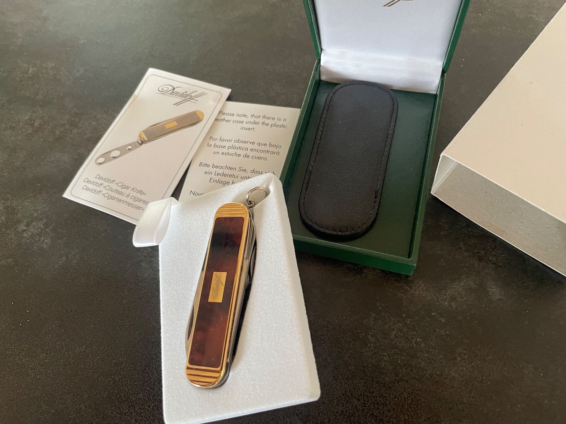 Victorinox Coltelli tascabile: Couteau Vintage Victorinox Davidoff – Nuovo e nell'imballaggio originale da Vallamand venduto da Bricbracbroc82 2