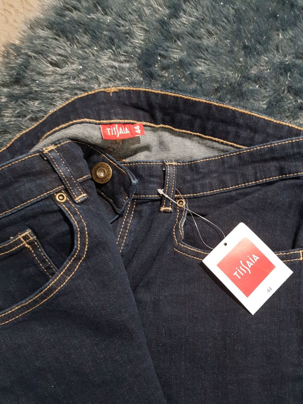 Jeans: Fabrikneue Jeanshose – Nuovo e nell'imballaggio originale da Olten venduto da Boston81 3