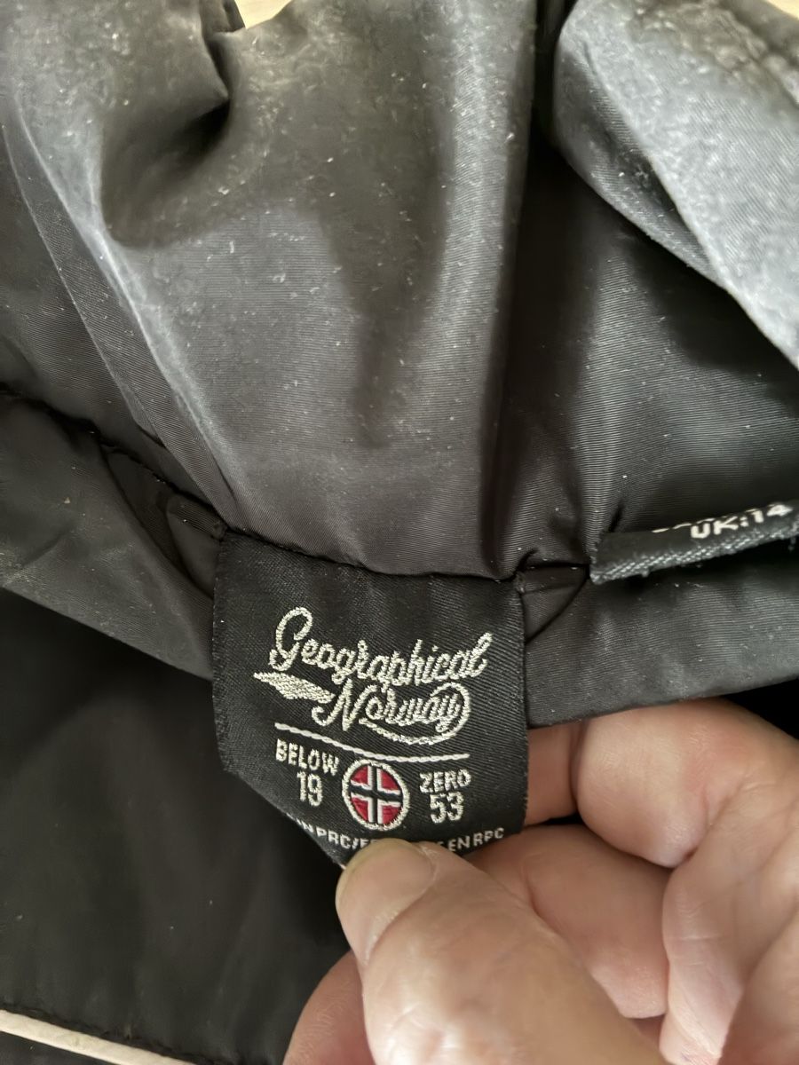 Giacche: Winterjacke von Geographical – Usato da Unterengstringen venduto da Cipsi 2
