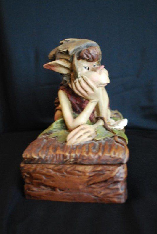 Portagioie: Schmuckdose Figur Kobold, Elfe, Waldgeist auf Baumstamm – Usato da Alterswil FR venduto da Maylea01 3