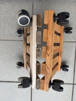 Holz Untersetzer mit Rollen 2 Stk. guter Zustand