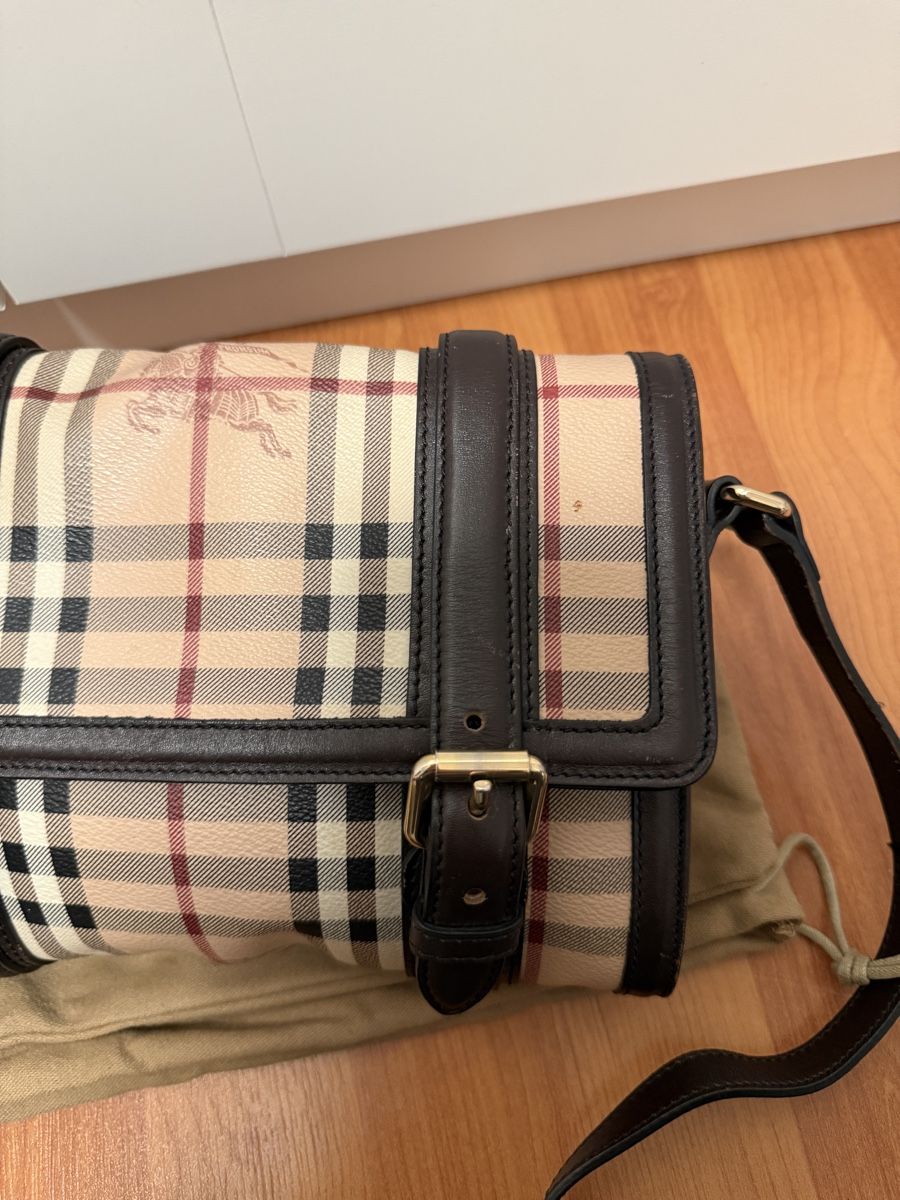 Burberry Borse da donna: Burberry Schultertasche ab 1.- ! – Usato da Lohn-Ammannsegg venduto da aemu12 1