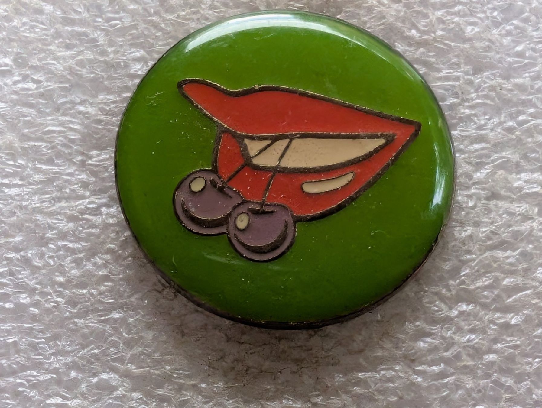 Placchette & Badge: Ansteckpin 221: Lippen & Kirschen – Usato da Oppligen venduto da Pin-Fall-Shop