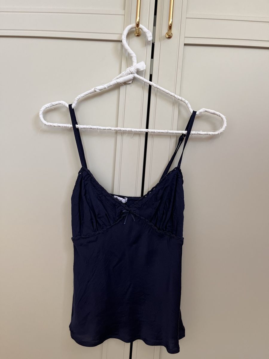 Tops: Top Subdued – D'occasion à Neudorf par wen_9jfq