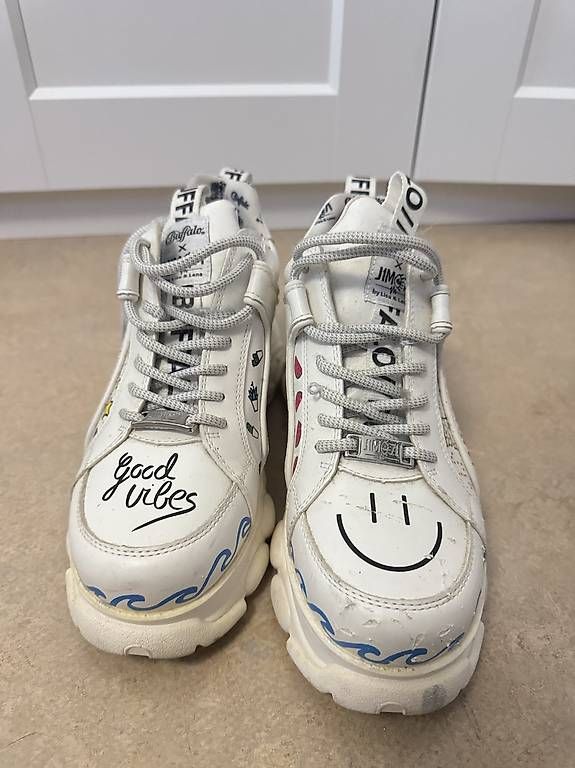 Scarpe da donna: Buffalo Boots GR.41 – Usato da Luzern venduto da _.Horizon._