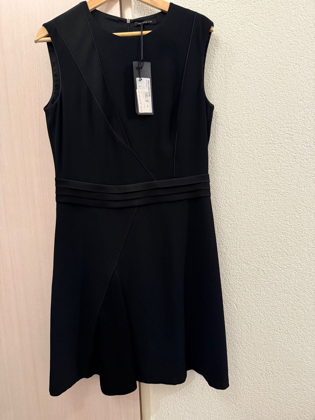 Strenesse Kleider: STRENESSE NEUES  KLEID – Neu (gemäss Beschreibung) aus Zürich von flo_7cvq