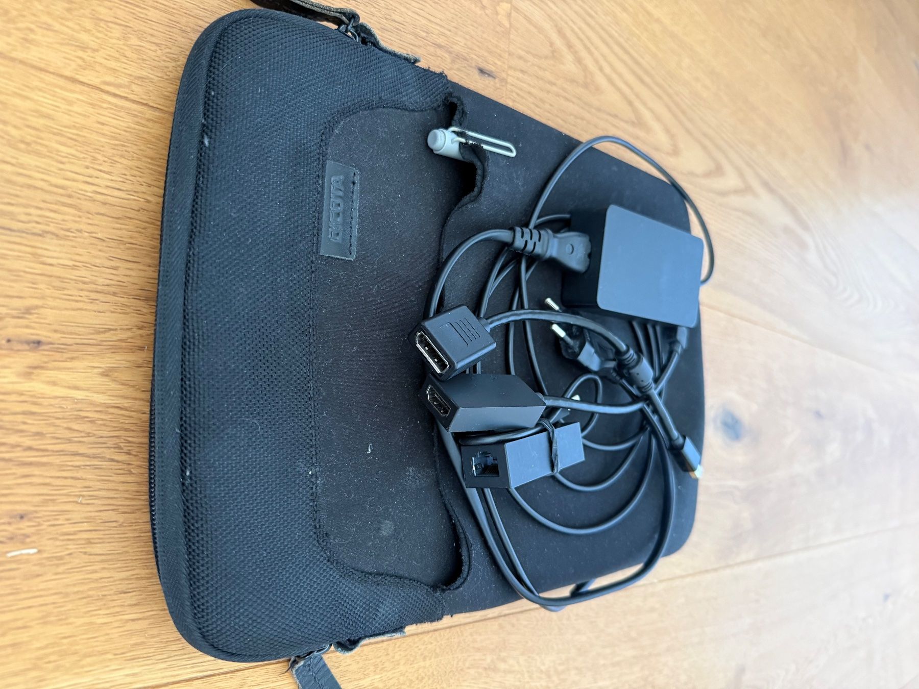 Microsoft Notebook: Microsoft Surface, Intel i7-7660-U CPU, 8 GB RAM, 238 GB SSD – Usato da Boll venduto da jun_x5bx 6