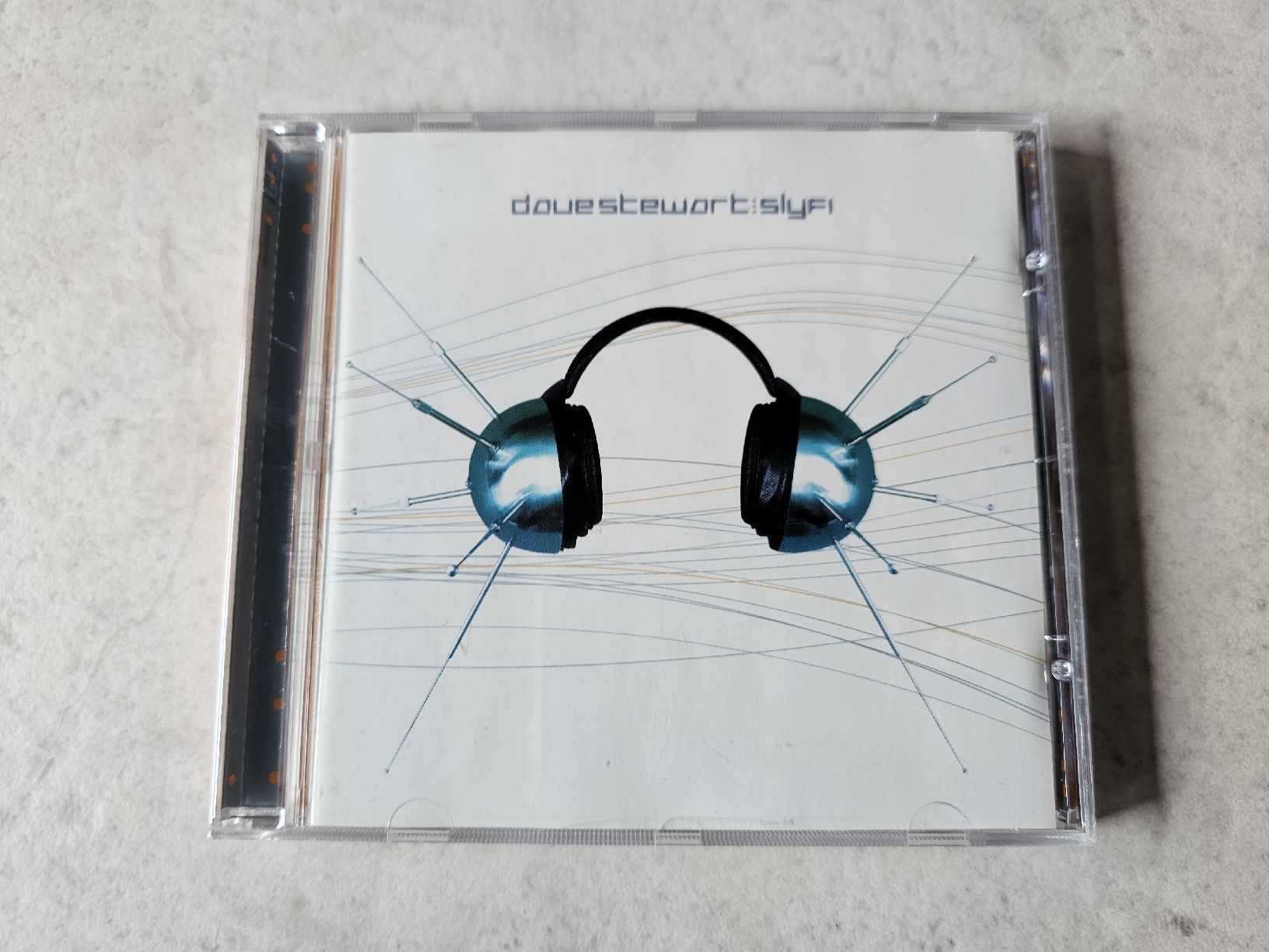 CD: Dave Stewart  -  Sly-Fi – Usato da Schneisingen venduto da backstore24