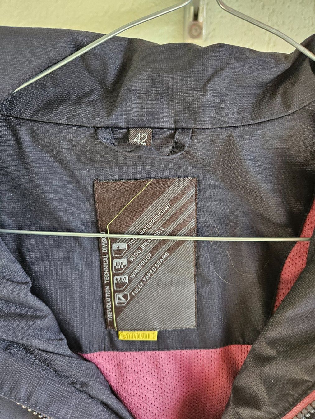 Trevolution Giacche: Regenjacke Marke  Trevolution – Usato da Basel venduto da wurzelstein