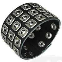 Steampunk Style Lederarmband mit Nieten