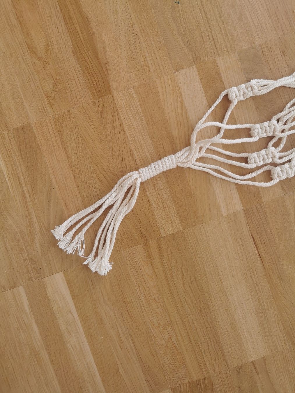 Tutte le decorazioni: Makramee Pflanzenhänger/Blumenampel, Boho-Stil – Nuovo (secondo la descrizione) da St. Gallen venduto da vi_fi 4
