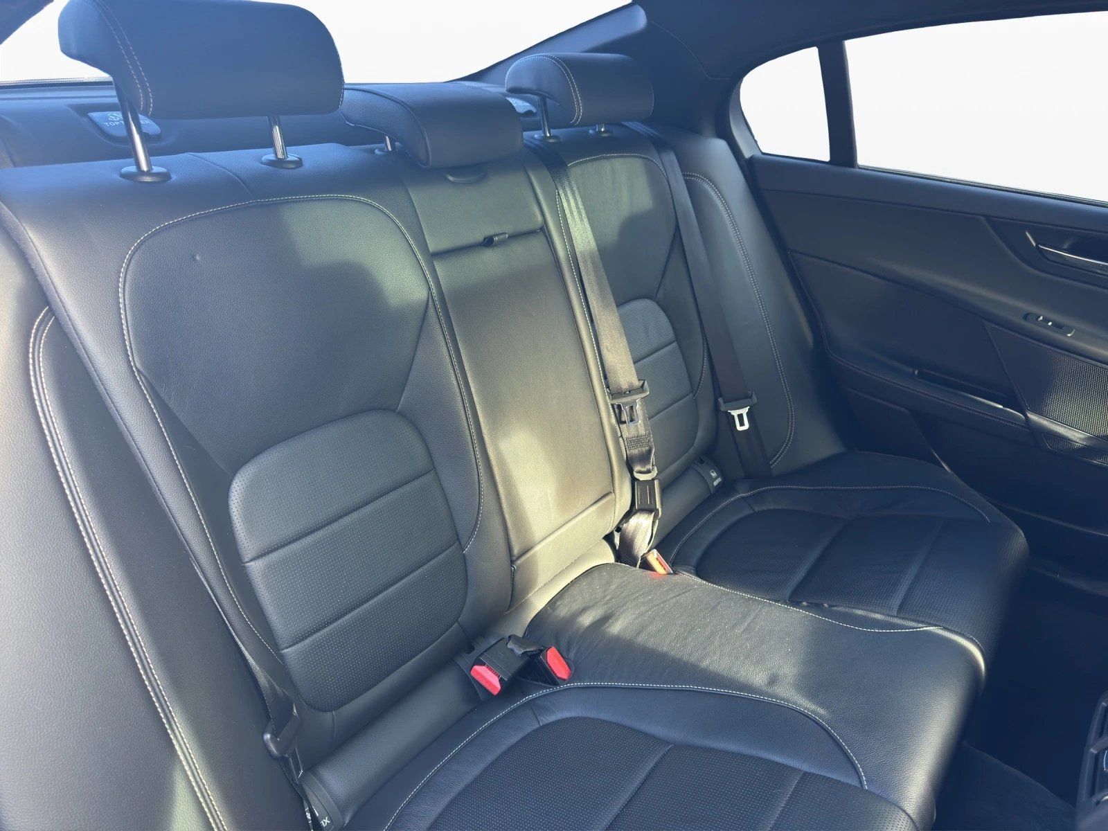 Jaguar Automobili: Jaguar XE S 3.0 – Usato da Neuchâtel venduto da Odion8 3