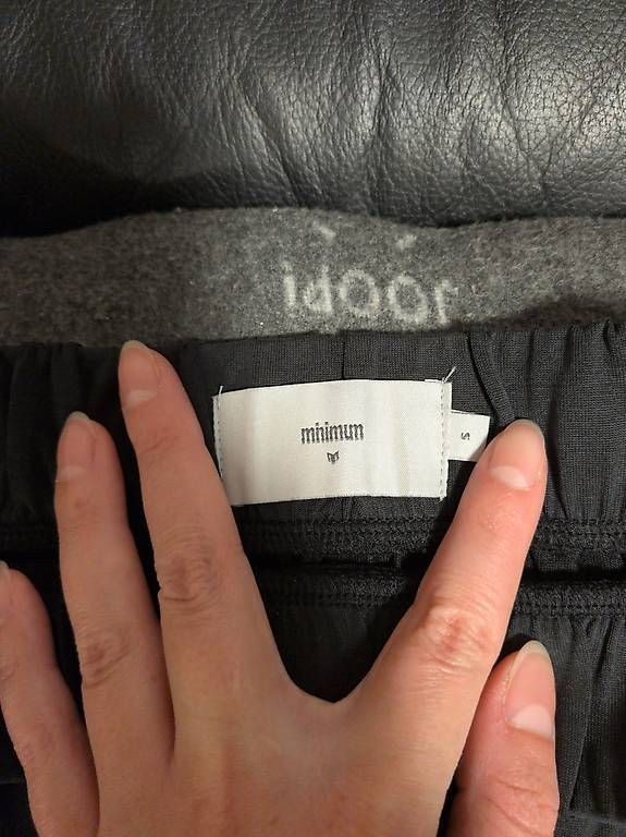 Jupes: Damen Rock – Neuf avec emballage d'origine à Aarburg par Noemi.H 2