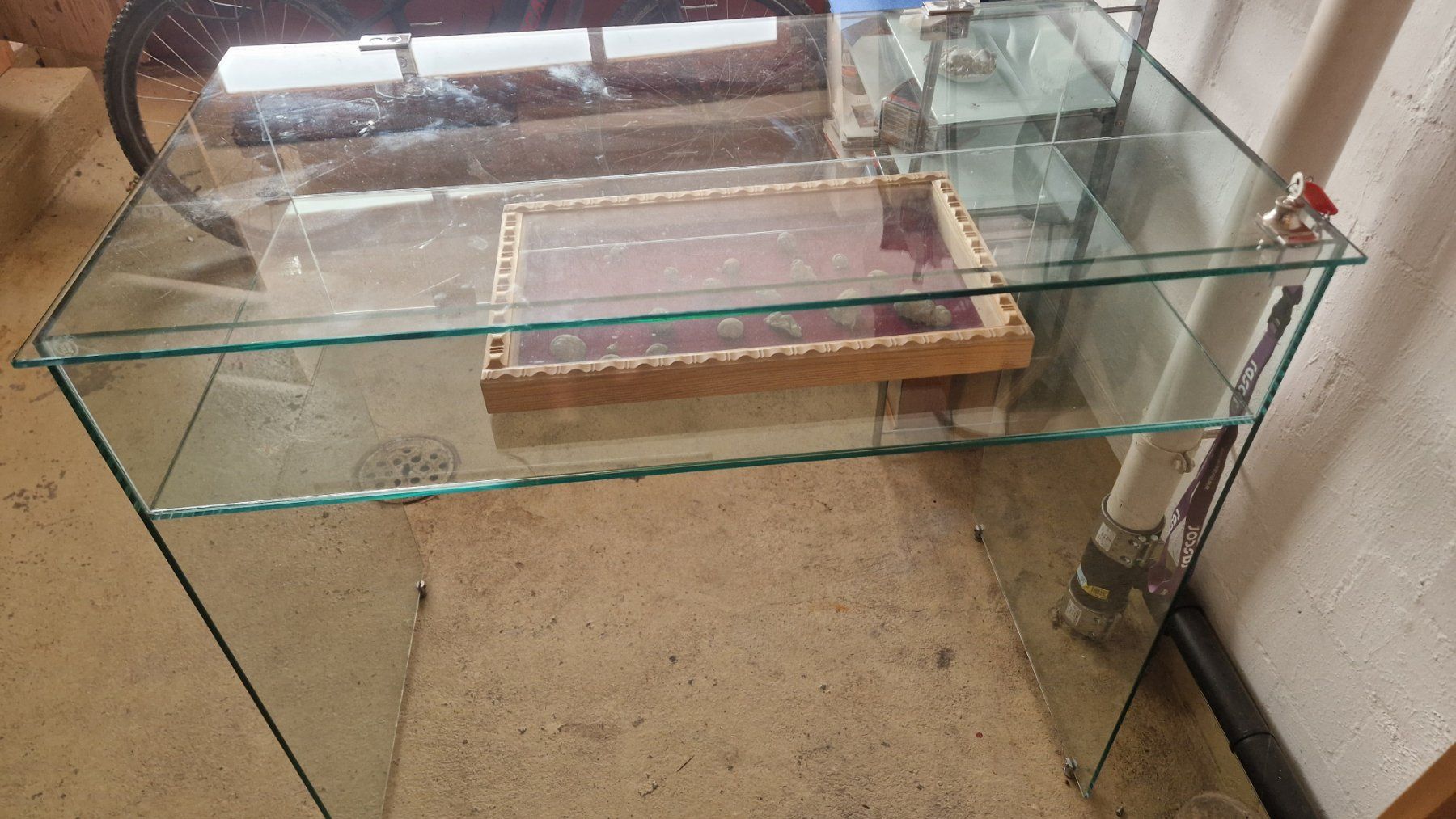 Vetrine: Glasvitrine – Usato da Niederhasli venduto da rehauge01 5