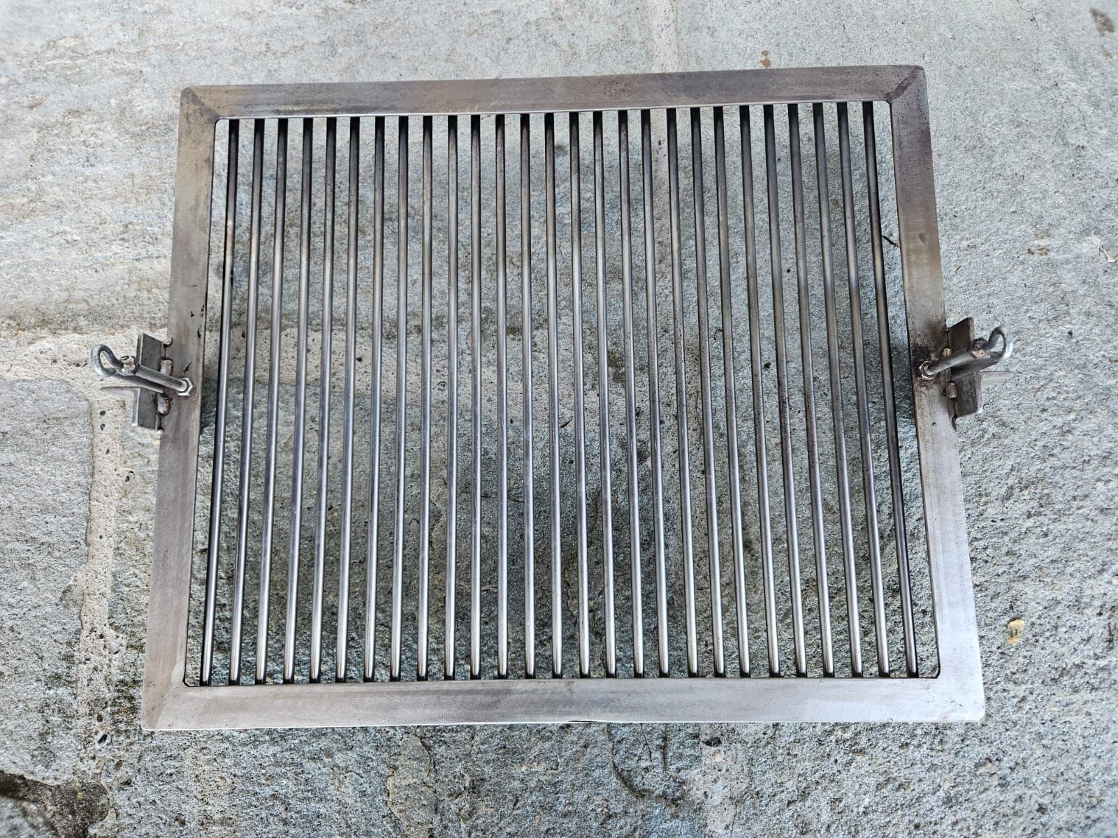 Grills: Grillrost – Gebraucht aus Studen SZ von Detlef007