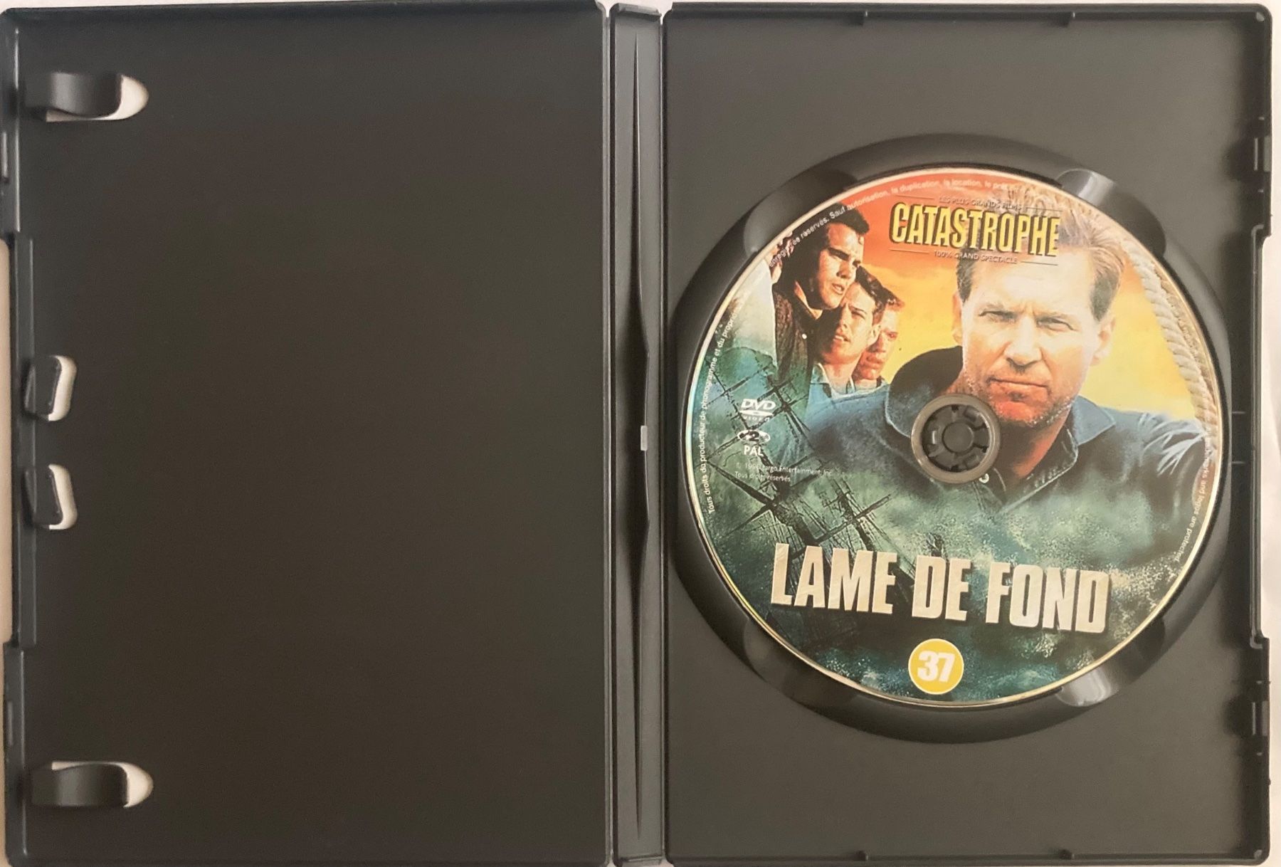 Tous les DVDs: RIDLEY SCOTT - LAME DE FOND – D'occasion à Poliez-Pittet par Newtown-Records 2