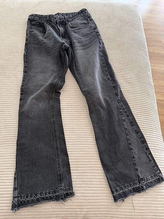 Pantaloni: Herren Hosen Only&Sons, Zara  – Usato da Wil SG venduto da mar_w7v7 4