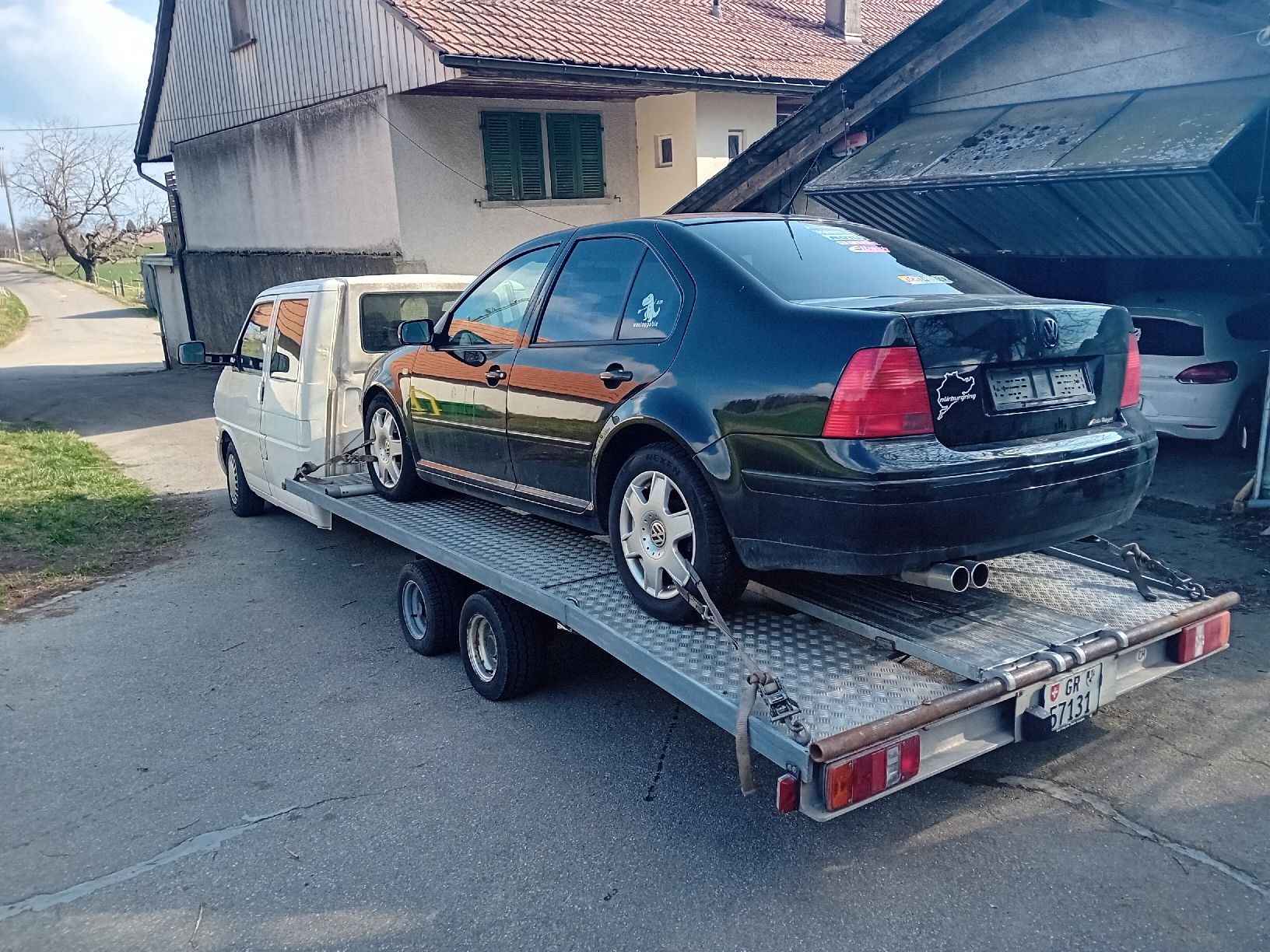 VW Autos: vw bora 2.3L – Gebraucht aus Mastrils von  5