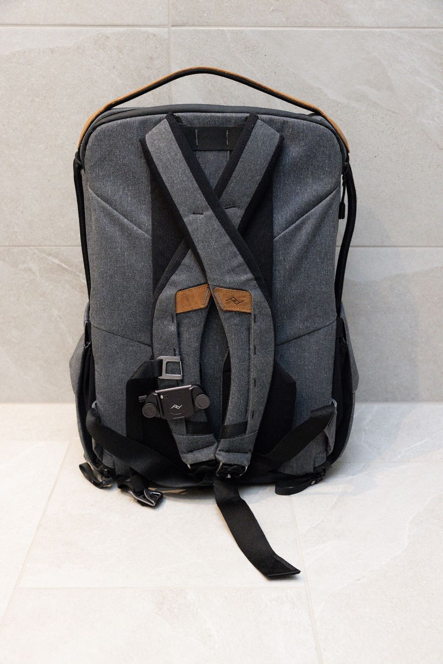 Peak Design Zaini: Peak Design Everyday Backpack 30L v2 & Capture Clip – Nuovo (secondo la descrizione) da Flawil venduto da Ethereal_Edge 1