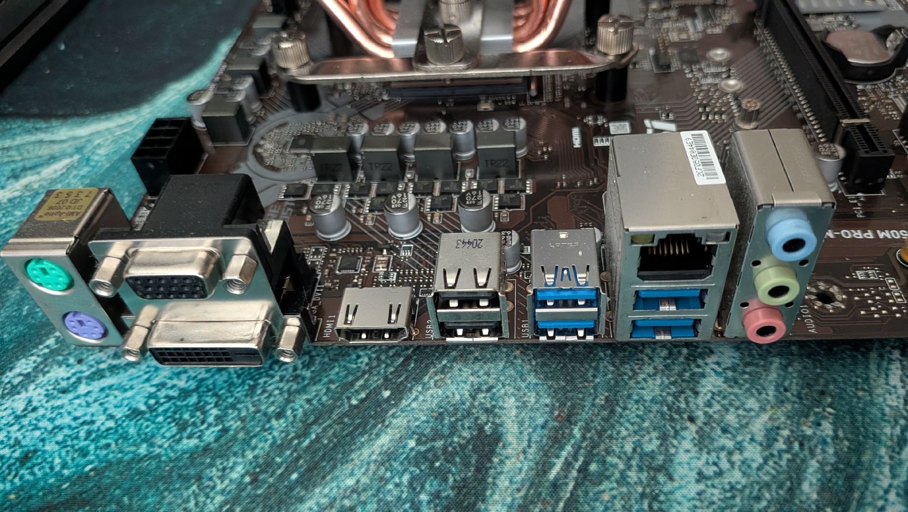 Schede madri: MSI B450M PRO-M2 MAX Mainboard mit CPU-Kühler, ryzen 5 3600 – Usato da Reiden venduto da Vicrul 2