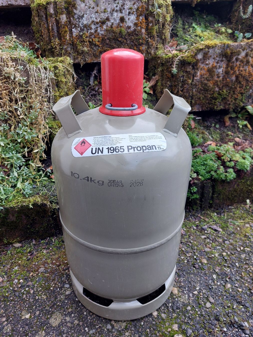 Grills: Grillzeit , also günstig aufrüsten mit Gas – Neu (gemäss Beschreibung) aus Kriens von Allerhand5 4