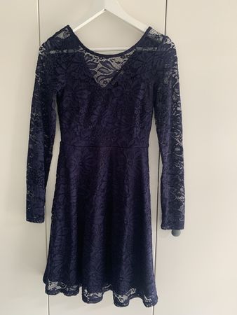 ANNA FIELD Kleid dunkelblau Spitze Grösse S Neuwertig 