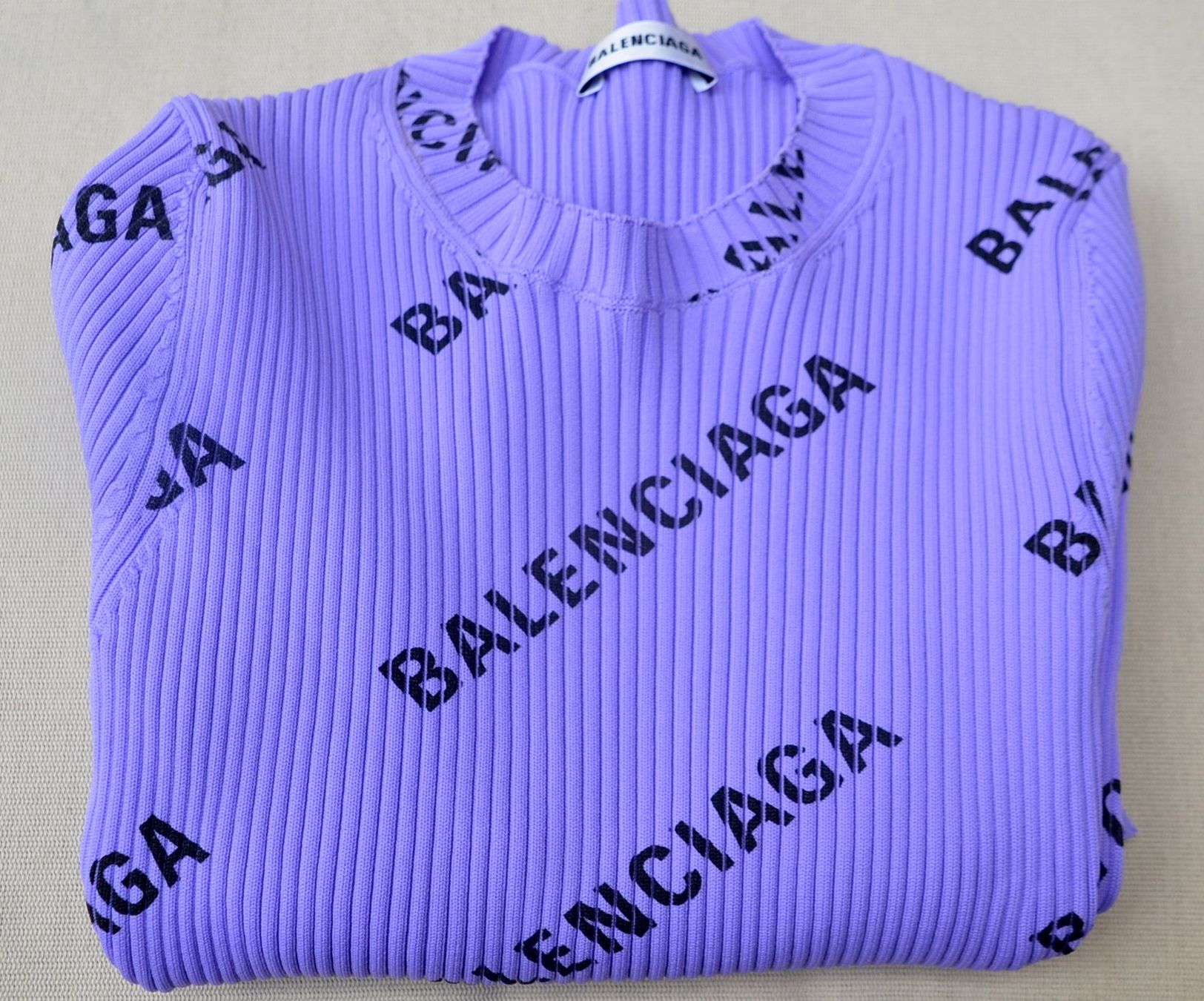 Balenciaga Maglioni & Felpe: Balenciaga Sweater / Pull .S – Usato da Collonges venduto da Auganien 4