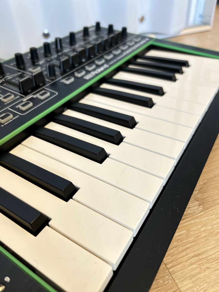 Roland Strumenti musicali: Roland AIRA SYSTEM-1 Synthesizer - Defekt – Difettoso da Schaffhausen venduto da Alinas-Kinderwelt 1
