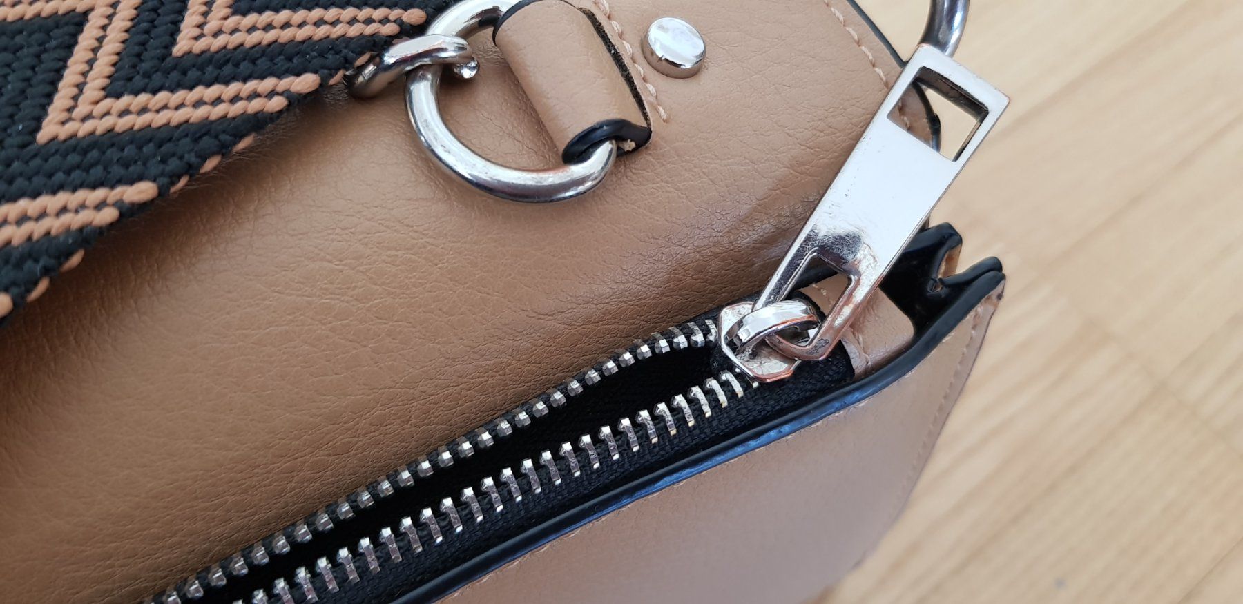 Zara Borse da donna: Handtasche mit Mustergurt – Usato da Eichberg venduto da Land-Ei 4