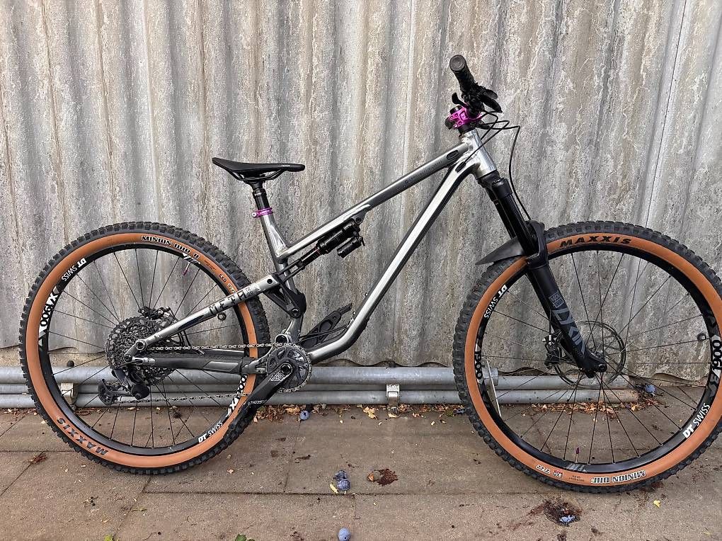 Velos: Commencal META TR 29  2021  Custom Aufbau – Gebraucht aus Witterswil von sim_l9d2