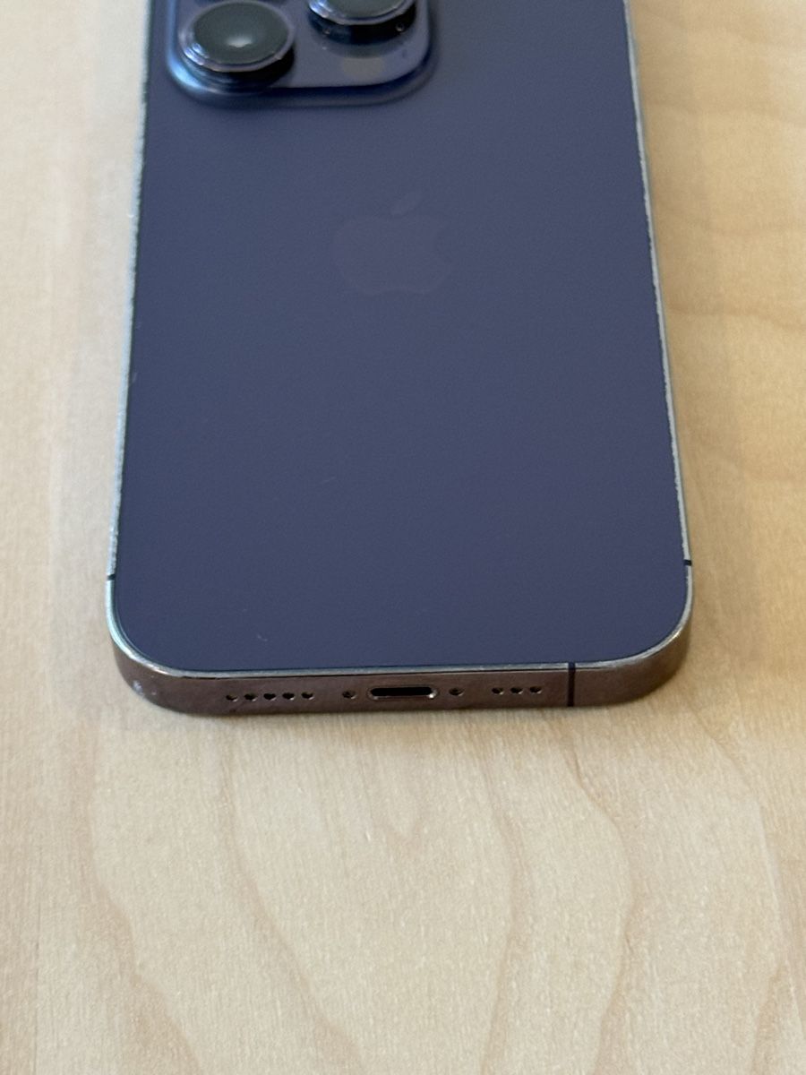 Apple Portables: iPhone 14 Pro 128gb – D'occasion à Zug par NikosKoukos 4