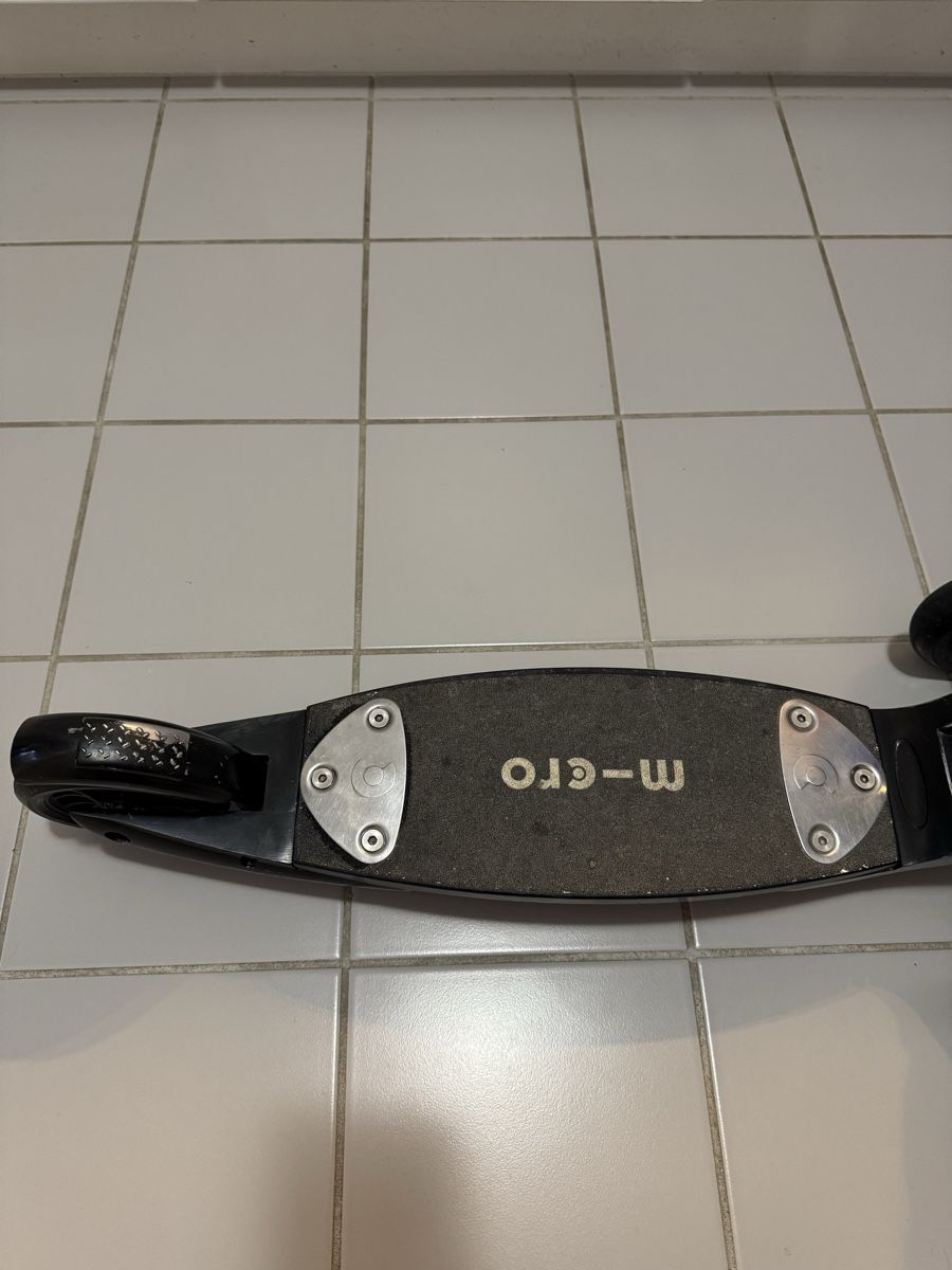Micro Kickboard: Micro kickboard compact – Gebraucht aus Schönried von iar_6lbr 2