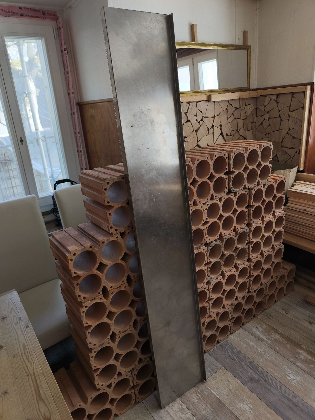 Scaffali: Weinregal aus Tonsteinen – Usato da Göschenen venduto da kai_9ppg 3