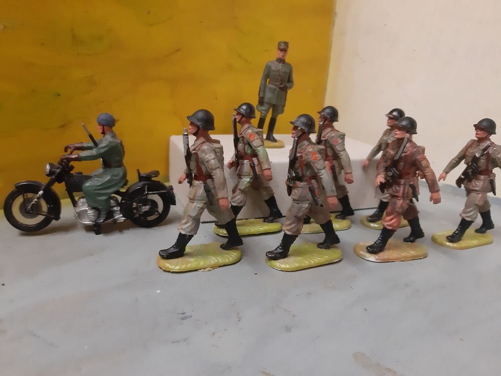 Lot De Soldats Plastique Marksmen London - 1:32 (60mm) - NEUFS Sous Blister - Années 80