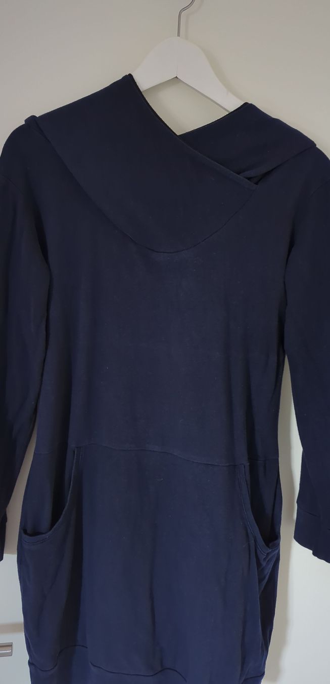 Vestiti: Kuscheliges Kapuzenkleid Grösse S – Usato da Neuheim venduto da sh0_gbz7