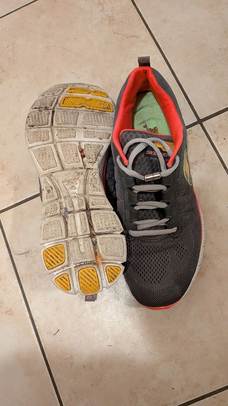 Skechers Scarpe da donna: bequeme Turnschuhe Gr 39 – Nuovo (secondo la descrizione) da Wattenwil venduto da karinschaw 3