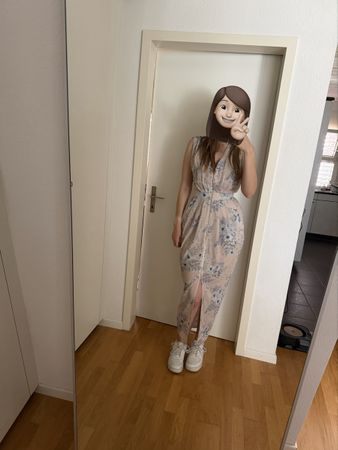 Striking Kleid aus Australien Gr. 36 / 8