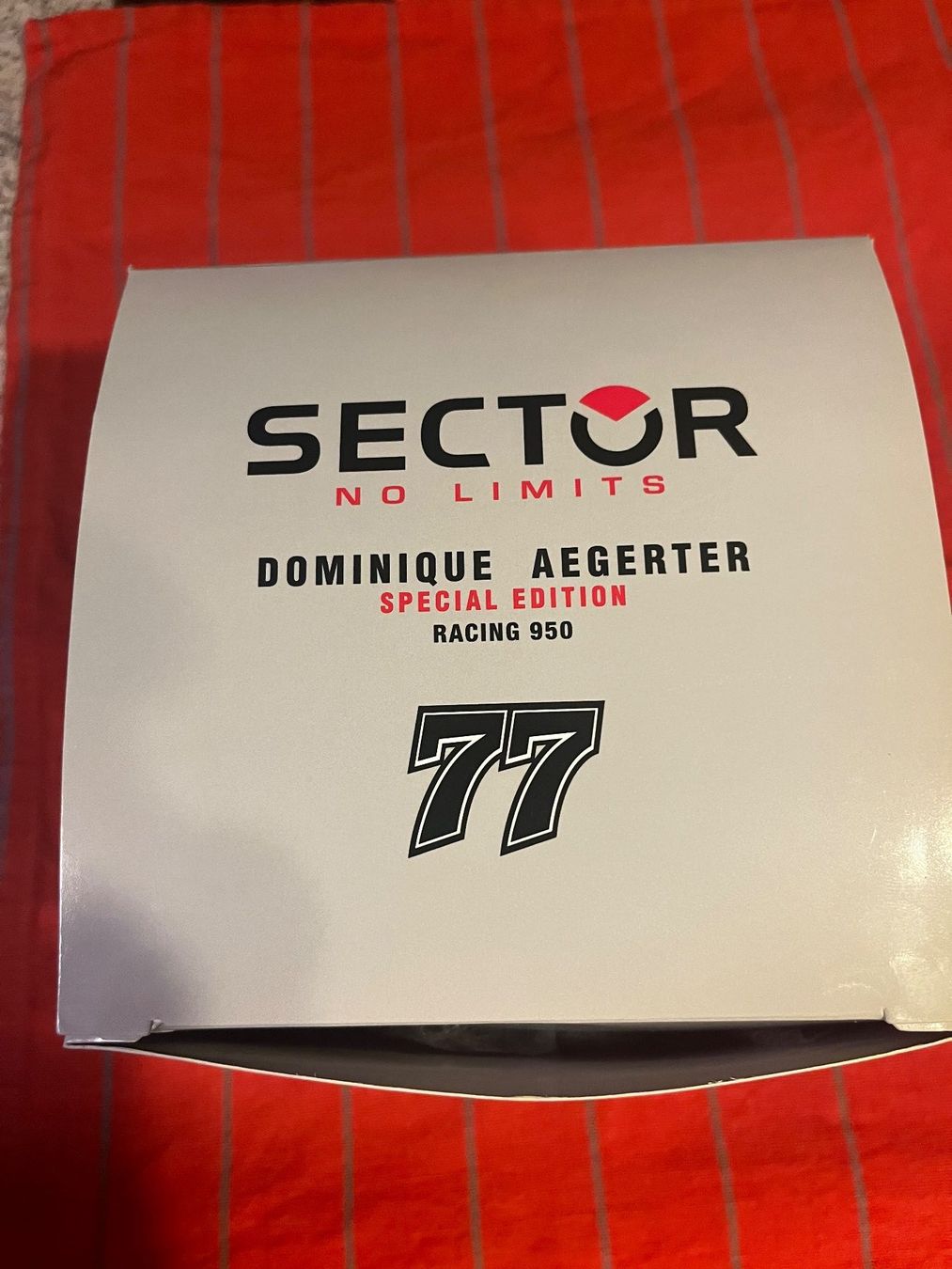 Sector Montres: SECTOR No Limits Racing 950 – D'occasion à Menziken par Hotdevil1