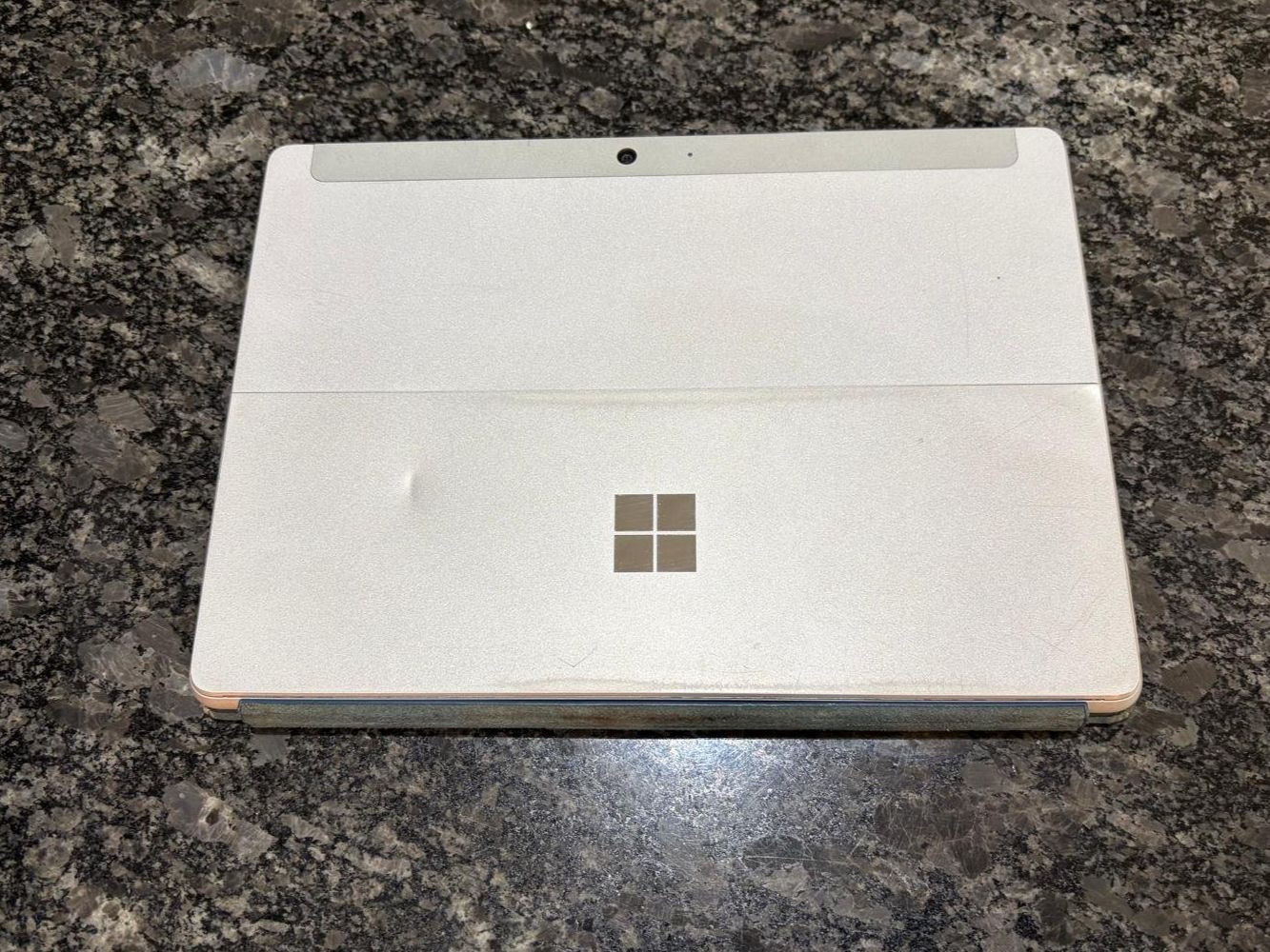 Microsoft Tablet PC: Surface Go2/WIN11|Office/128 GB SSD | 8 GB RAM | 778 – Gebraucht aus Subingen von Rsteiner 2