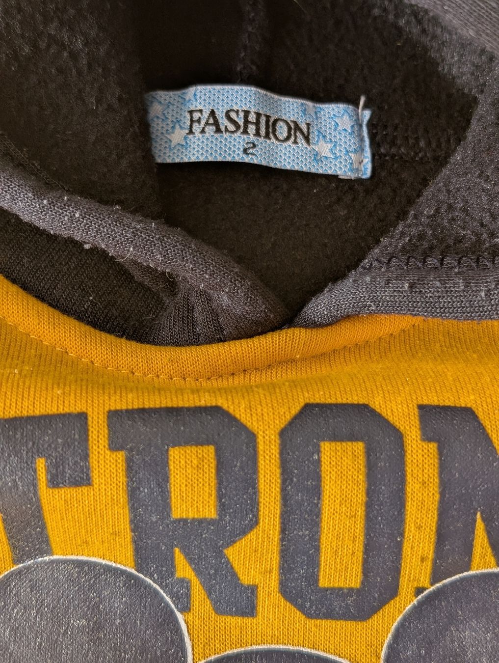 Maglioni & Felpe: 2 Hoodies Grösse 80, Pullover – Usato da Basel venduto da an_v7yj 4