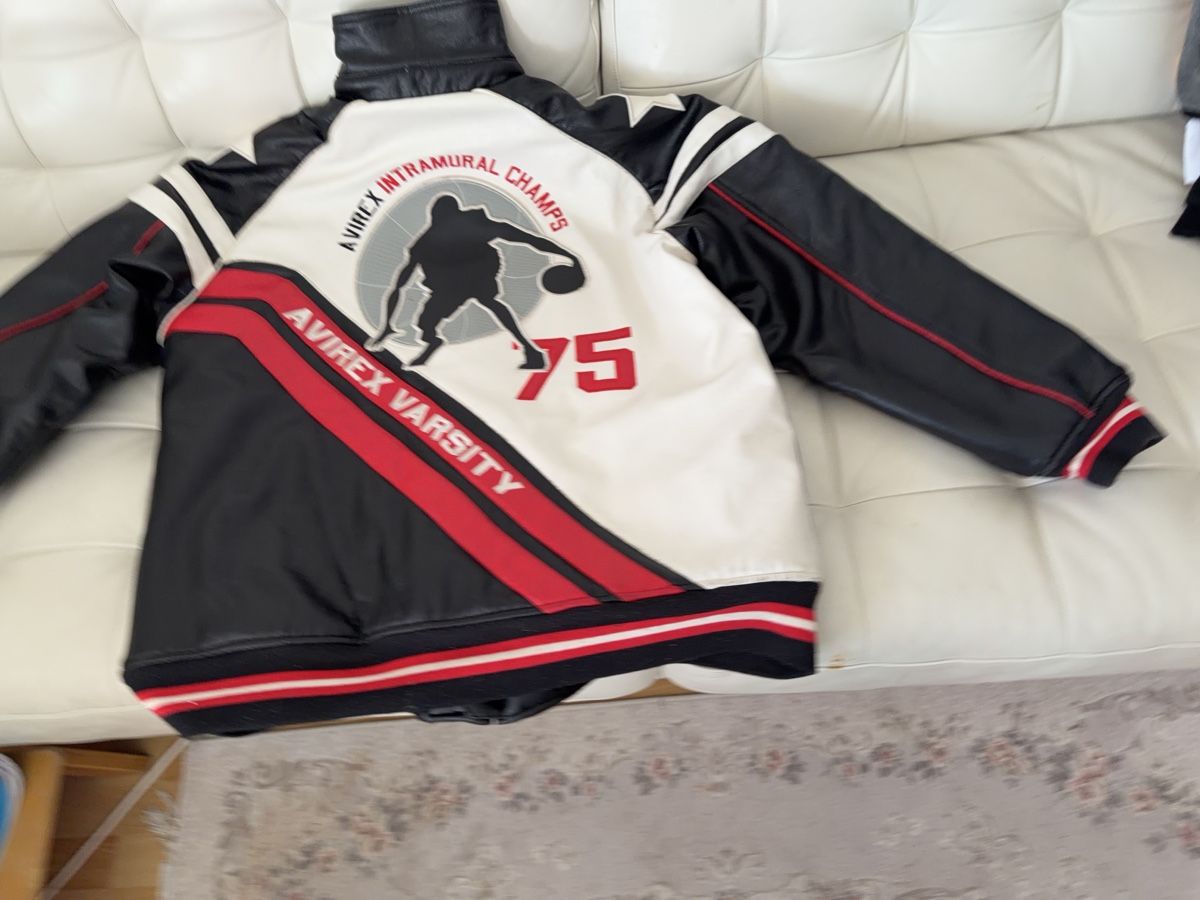 Giacche: NBA- Bomber Jacke – Usato da Dietlikon venduto da Locinda 1