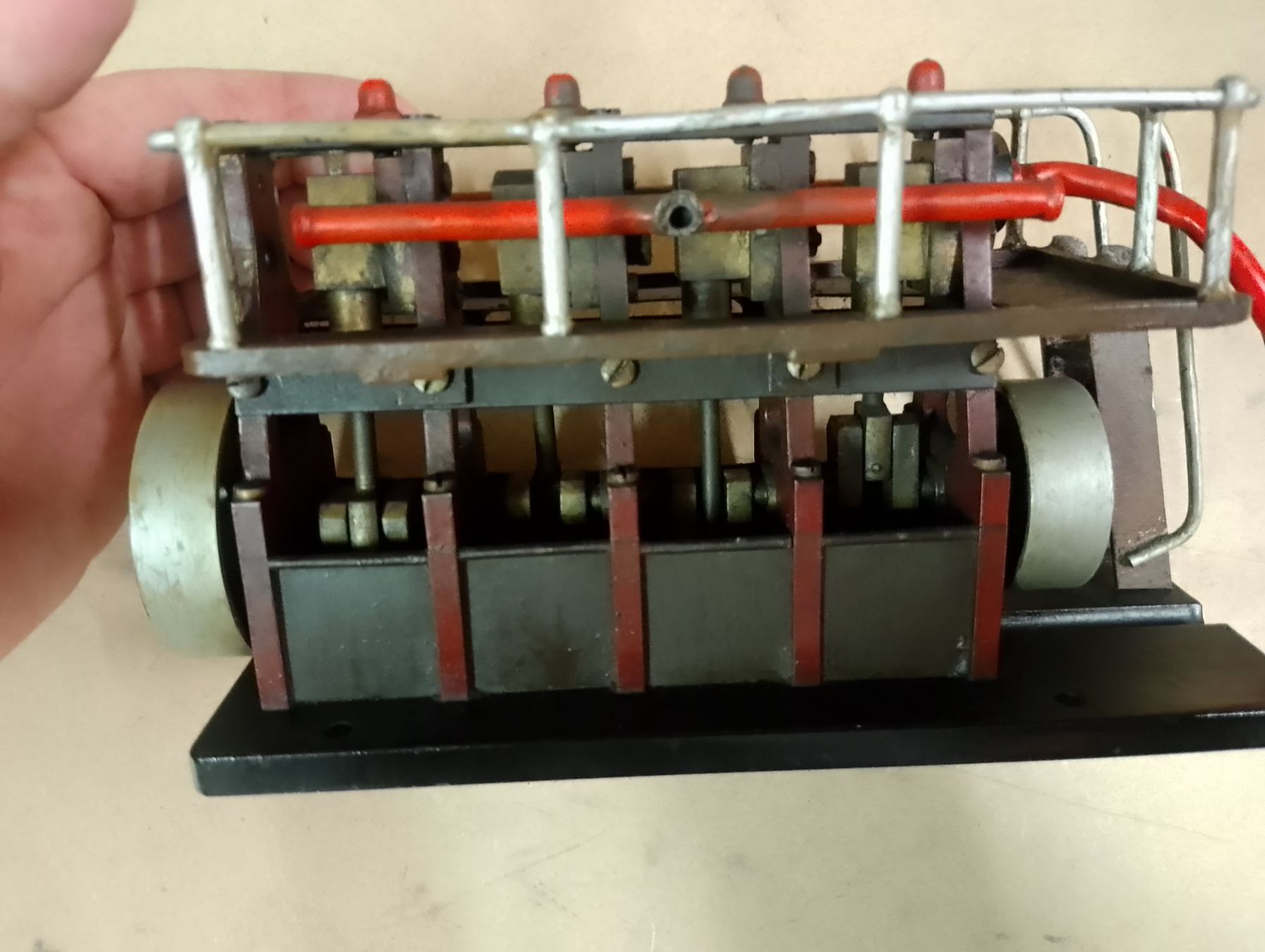 Kit di modellismo & Modellini statici: Dampfmaschine / 4 Zylinder Schiffsantriebsmodell Eigenbau – Usato da Safenwil venduto da dodgewc12 5