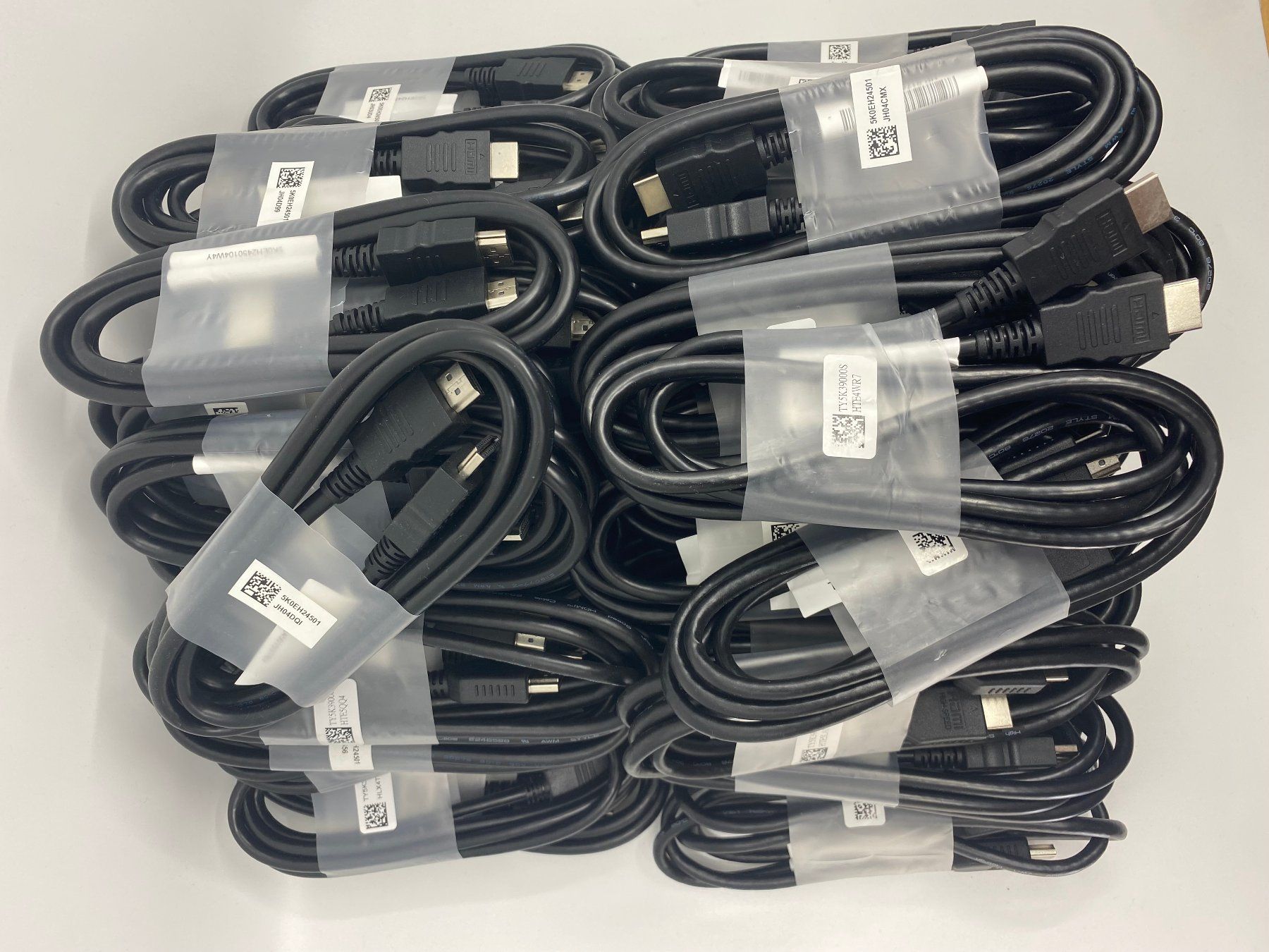 Hewlett Packard Cavi: HP HDMI Kabel 1.8m - NEU – Nuovo (secondo la descrizione) da Langwiesen venduto da Restposten-24 3
