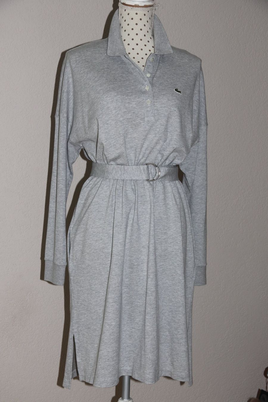 Lacoste Vestiti: Neues mega lässiges Kleid von LACOSTE eher Gr.M – Nuovo e nell'imballaggio originale da Oberwil-Lieli venduto da Svetlana28 3