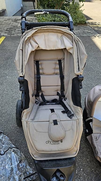 Poussette: Kinderwagen Babjogger mit Zubehör – D'occasion à Winterthur par LorenaP01 2