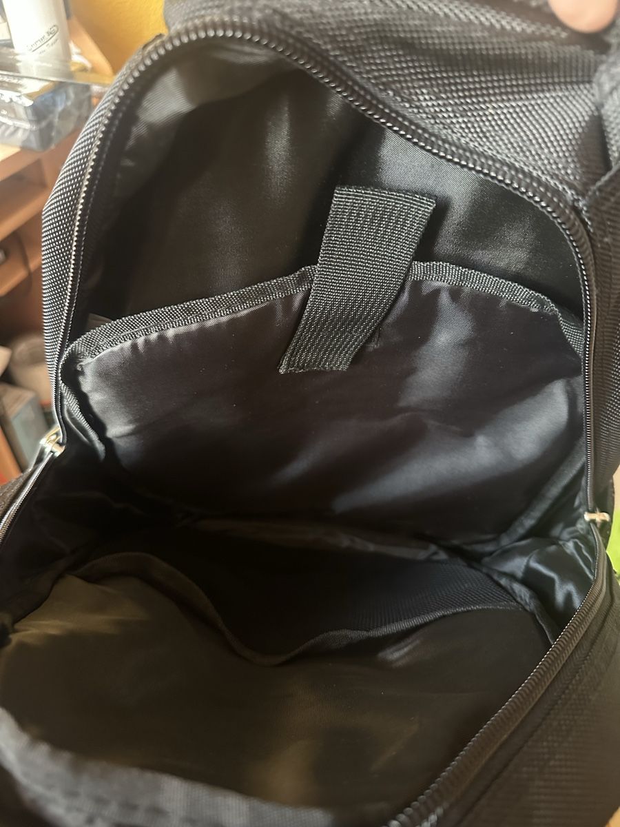 Zaini: Laptop Rucksack / Tasche mit Regenschutz – Nuovo e nell'imballaggio originale da Root venduto da NaBr76 2