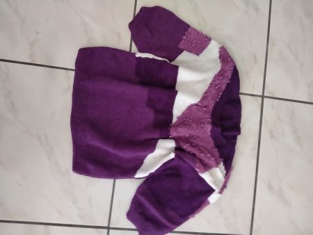Pull blanc  & violet fait main neuf 38-40