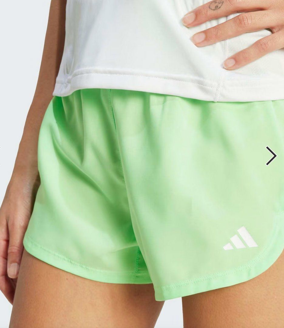 Adidas Pantaloni: PACER SHORT ADIDAS TRAINING - XS - NEUF – Nuovo e nell'imballaggio originale da Morges venduto da Bubblecut